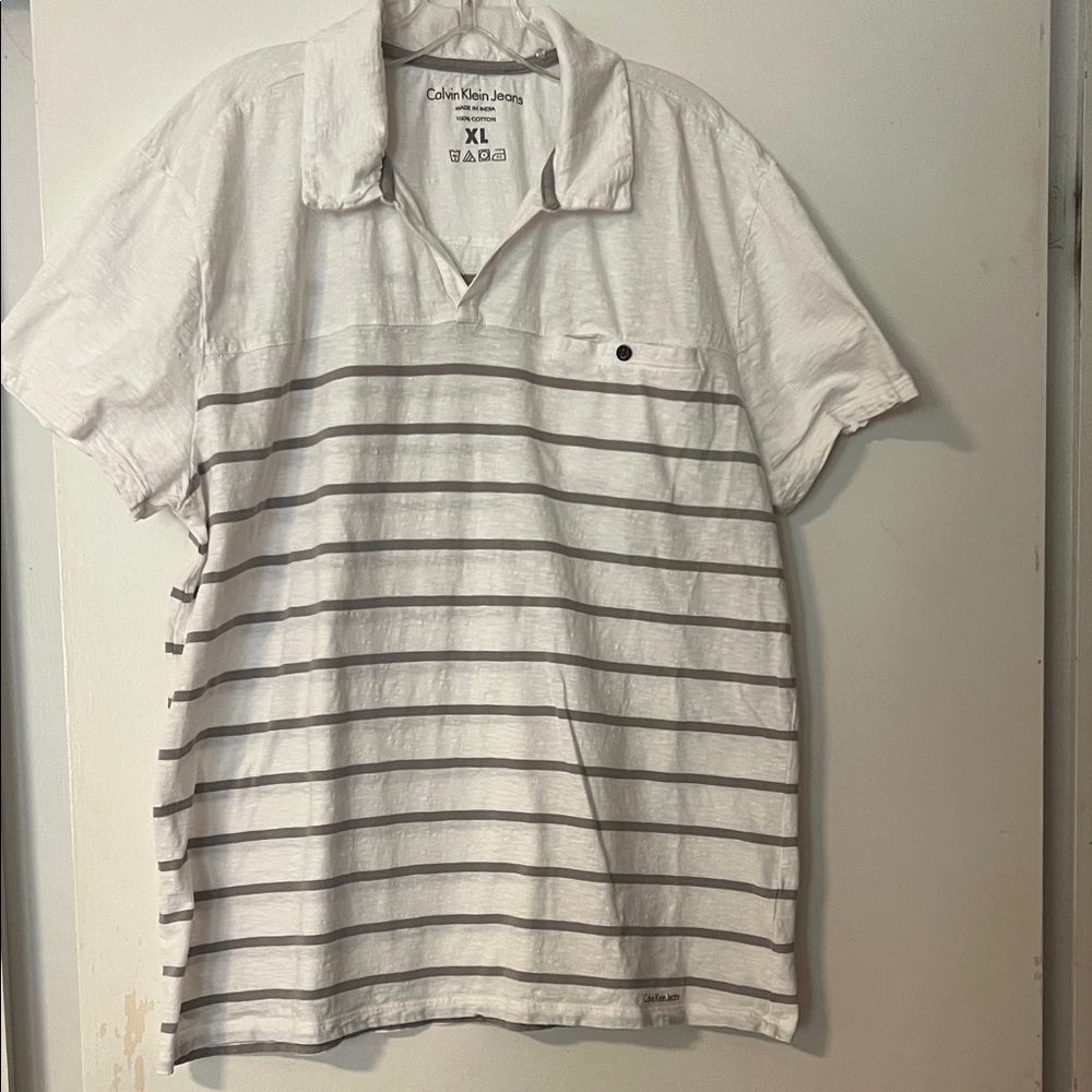 Calvin Klein Men's White and Gray Striped short sleeve Shirt